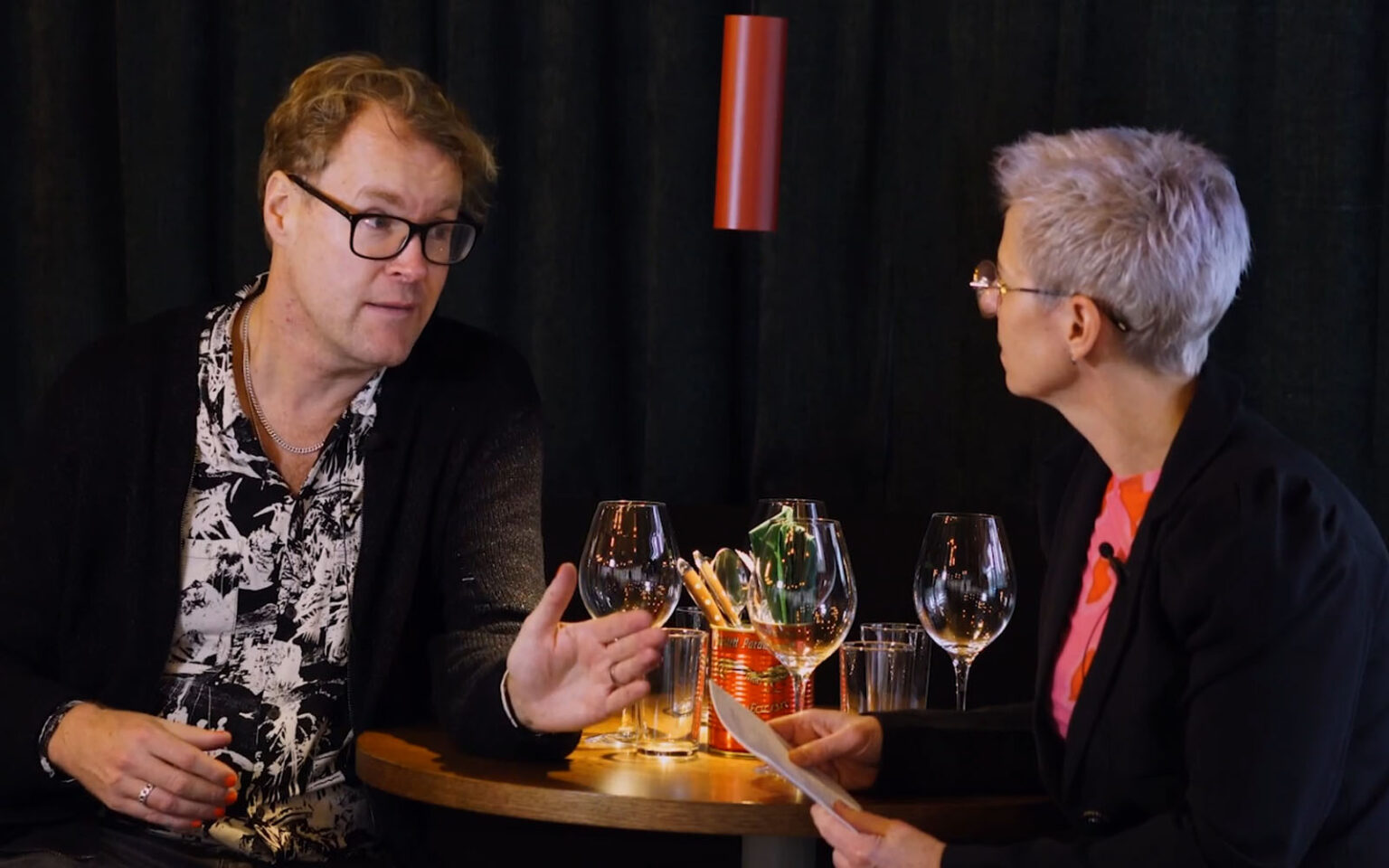 Ann intervjuar Lennart Wallander.