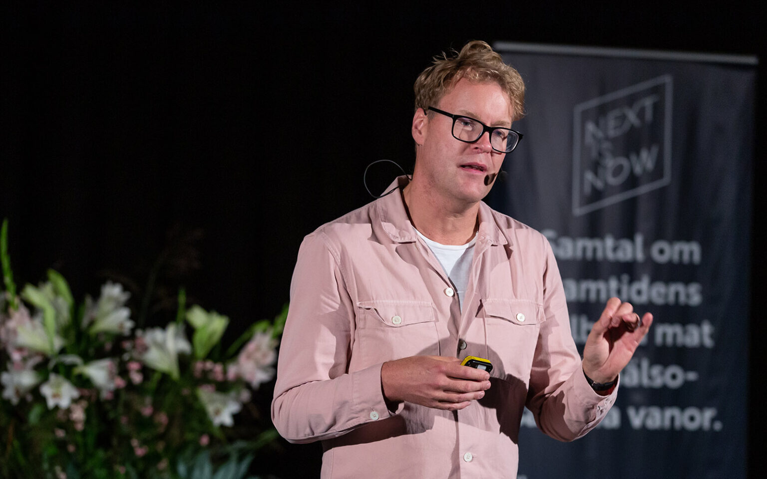 Lennart Wallander på scenen.