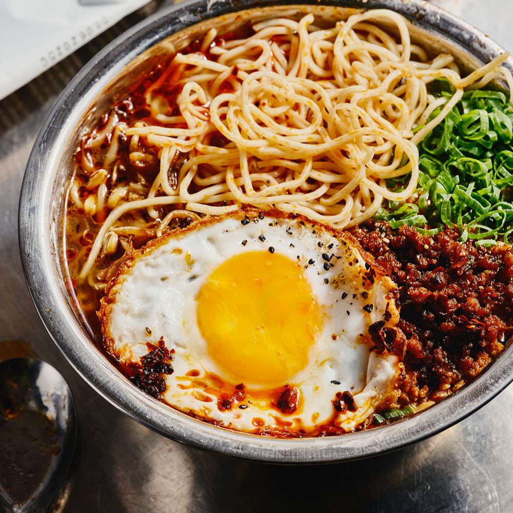 Närbild på breakfast ramen.